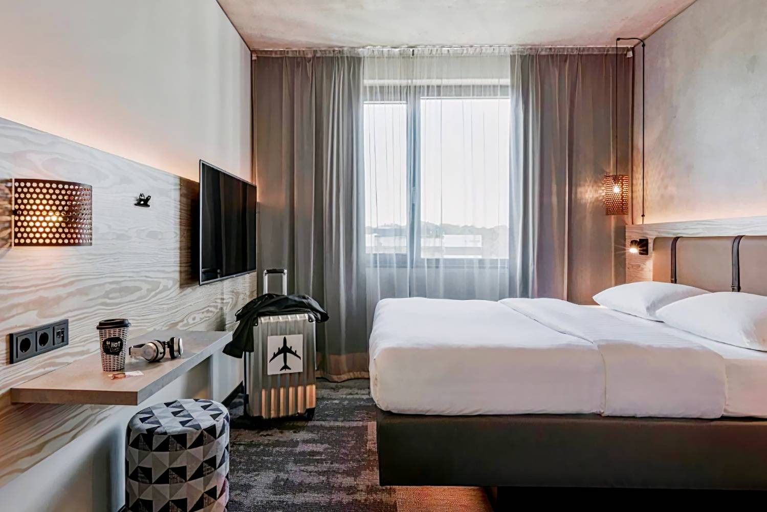 Moxy Frankfurt Airport Kelsterbach Parken www.dayuse.de