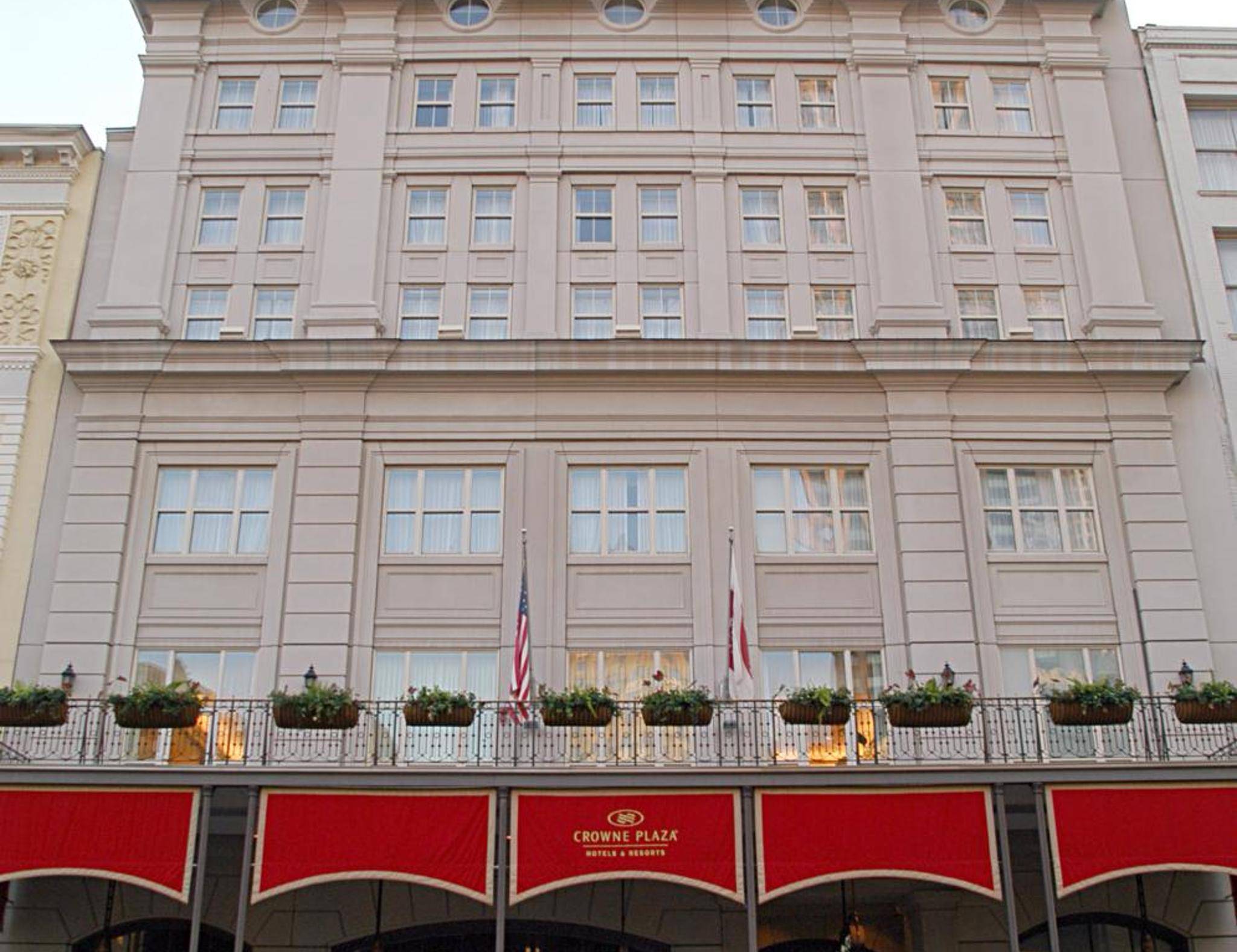 Astor crowne plaza new orleans french quarter an ihg hotel central