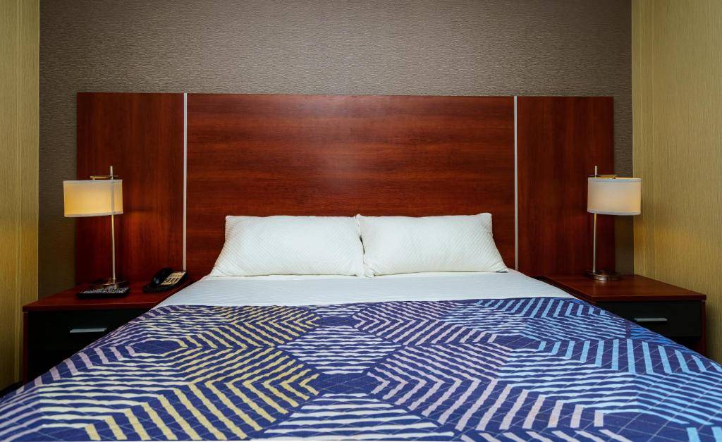 Sky Hotel Flushing/Laguardia Airport, Flushing 31 en journée