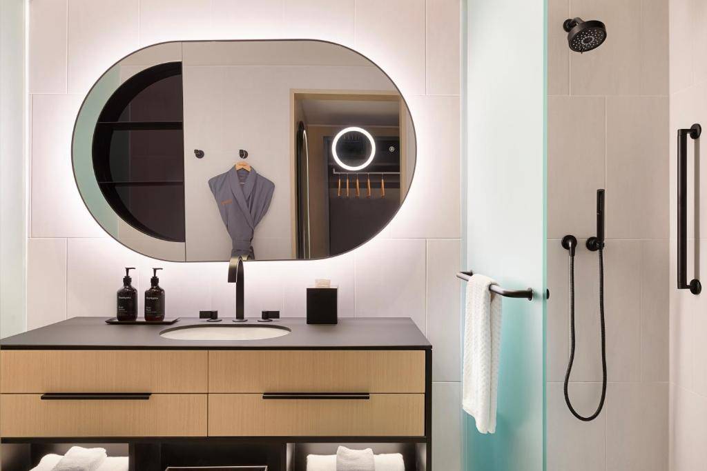 Dayuse Hotels in Downtown • Hotels by the hour