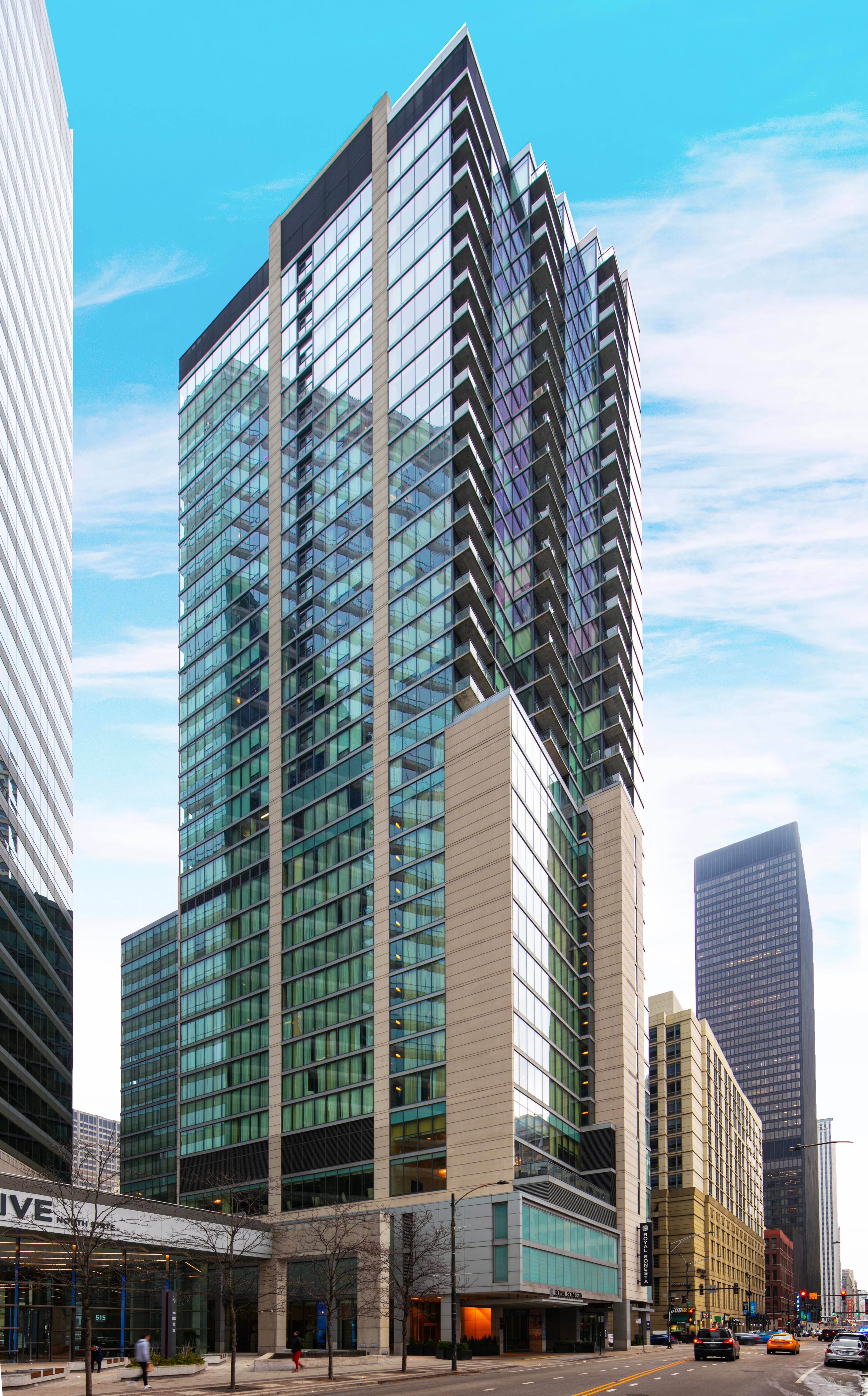 Exploring The Royal Sonesta Chicago River North: A Perfect Stay In The Heart Of The City