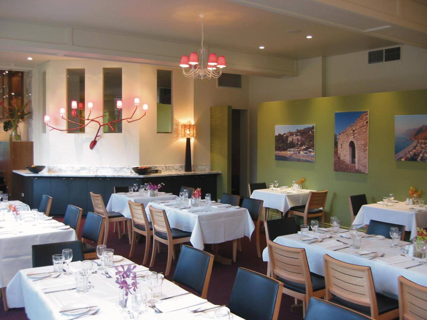 Best Western Plus The Tudor Box Hill, Box Hill : -37% during the day ...